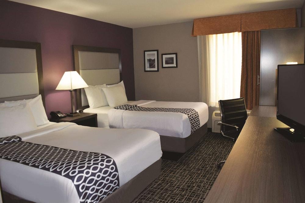 La Quinta Inn By Wyndham Radford Εξωτερικό φωτογραφία