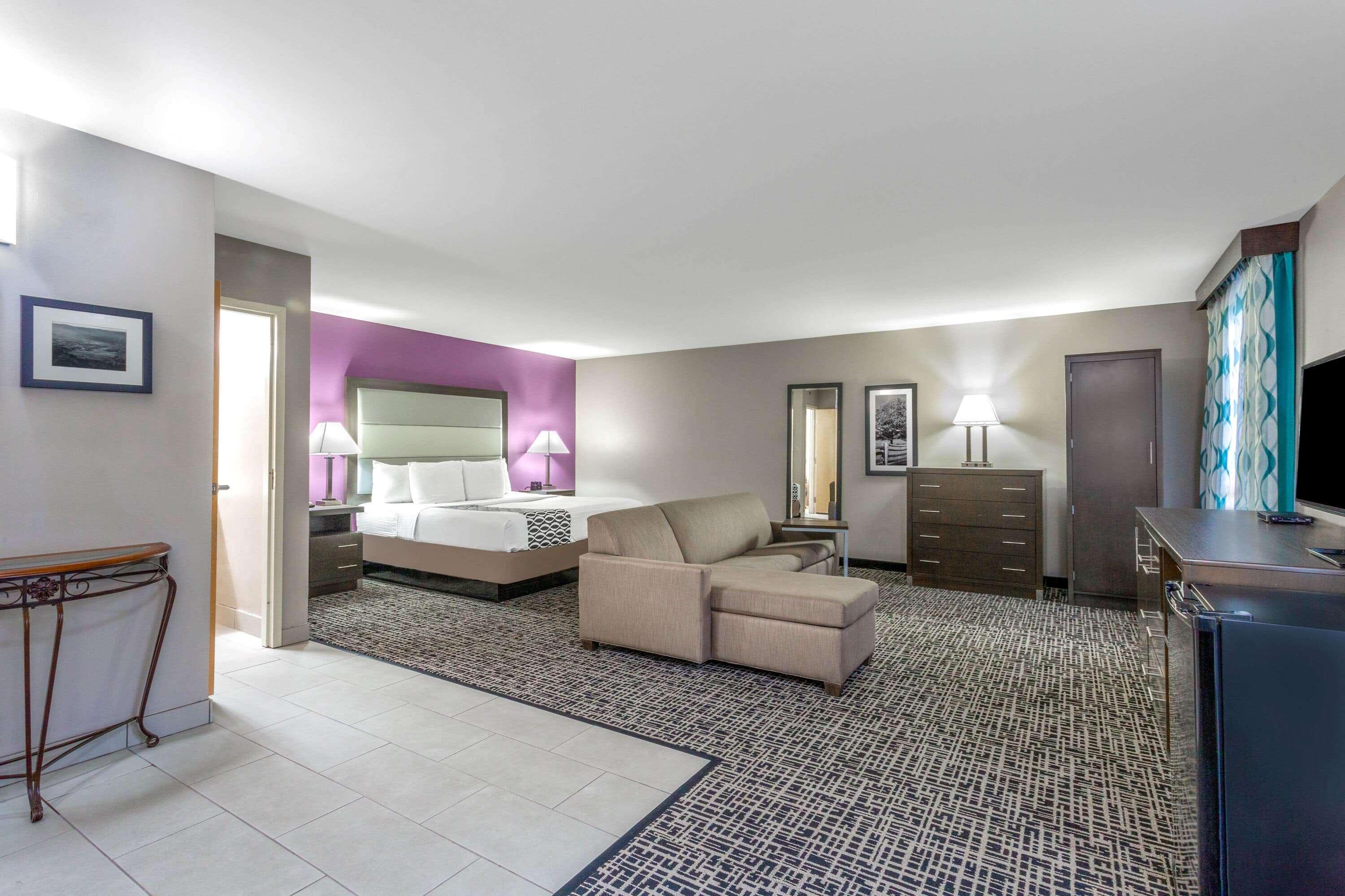 La Quinta Inn By Wyndham Radford Εξωτερικό φωτογραφία