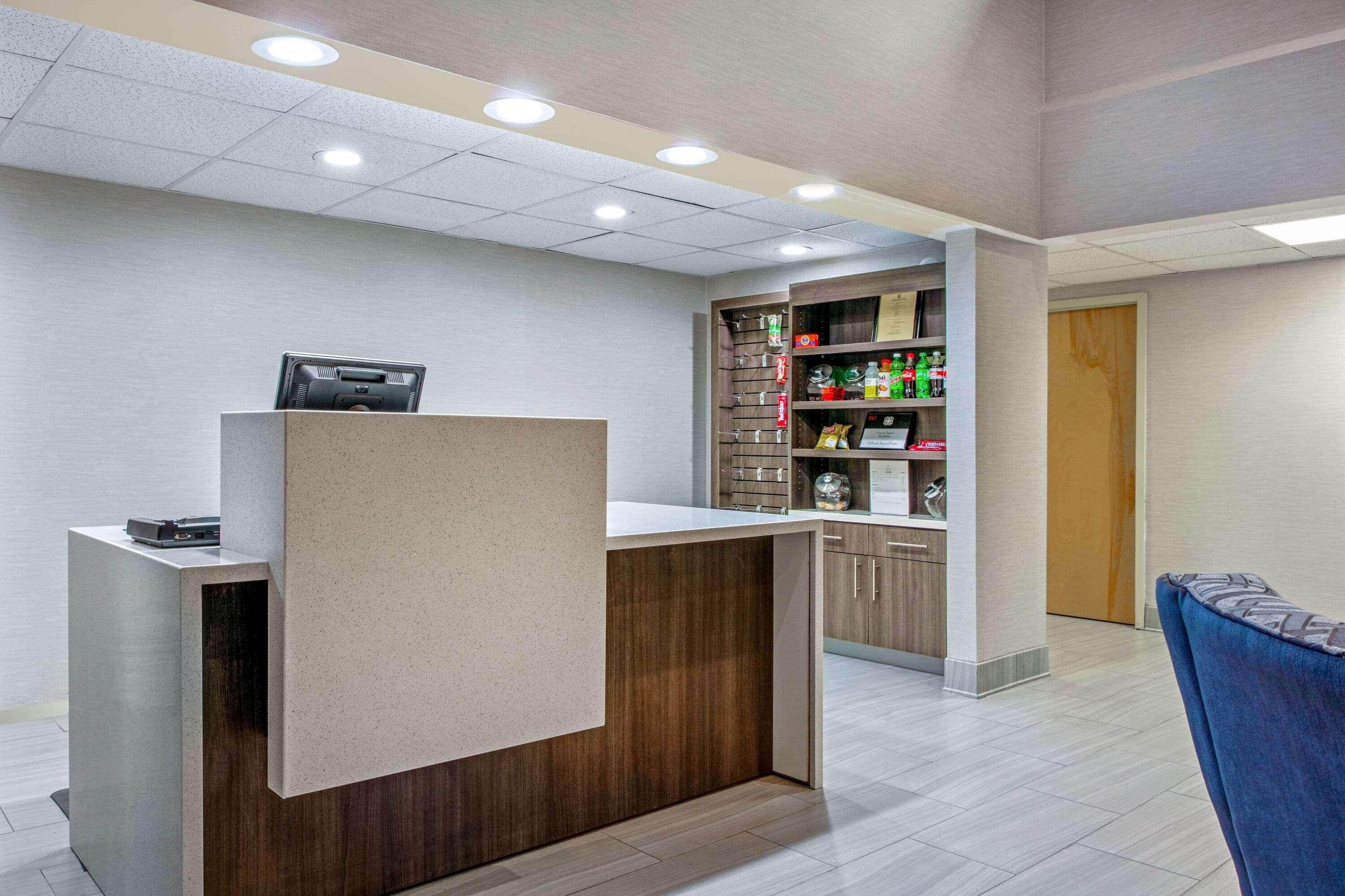 La Quinta Inn By Wyndham Radford Εξωτερικό φωτογραφία