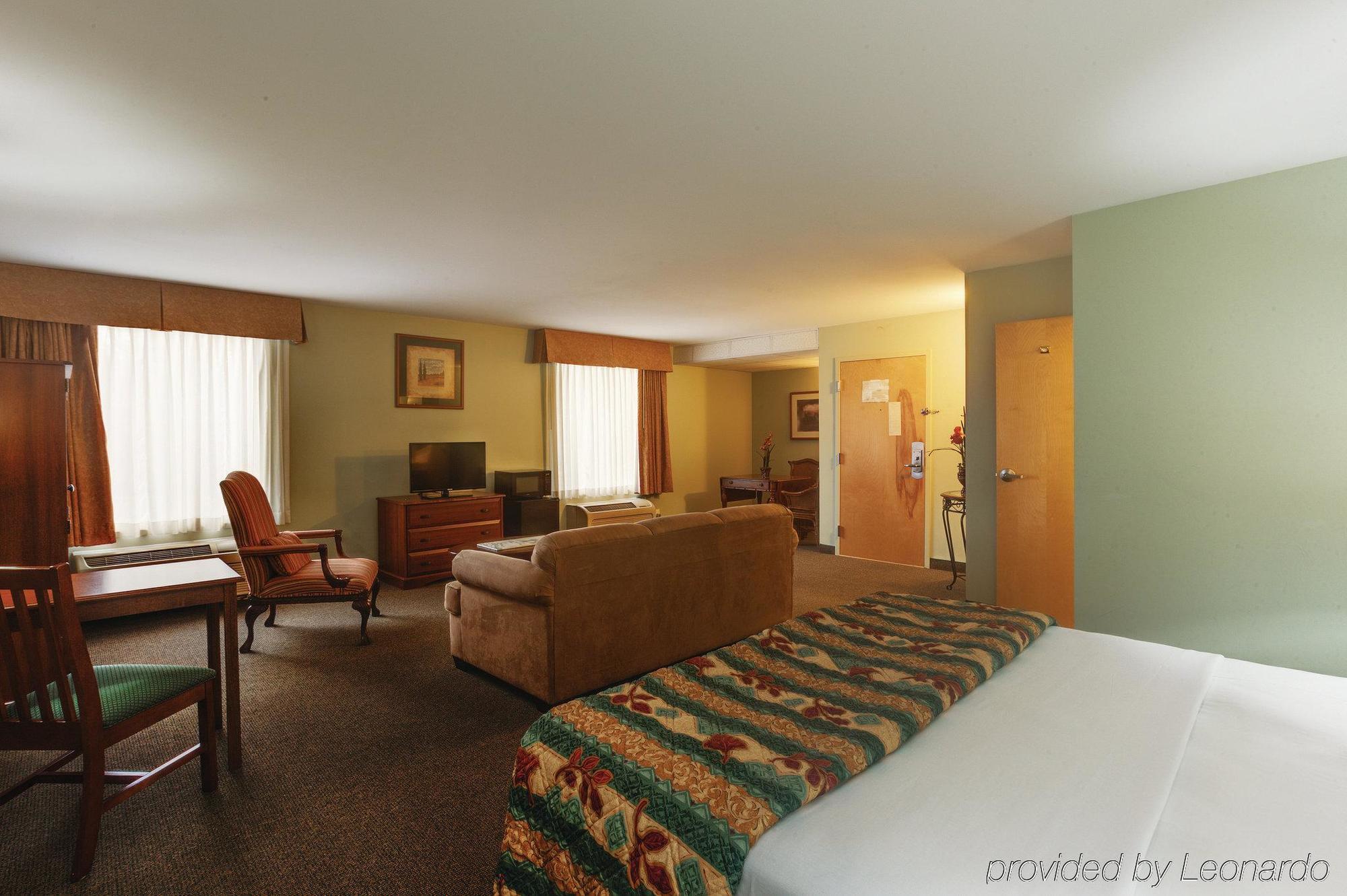 La Quinta Inn By Wyndham Radford Εξωτερικό φωτογραφία