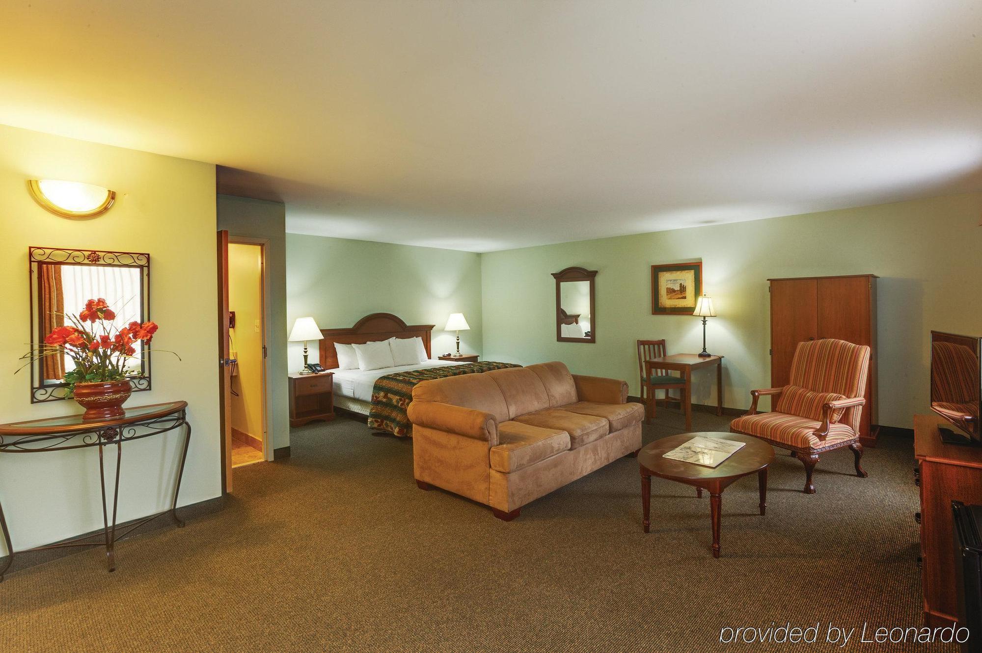 La Quinta Inn By Wyndham Radford Εξωτερικό φωτογραφία